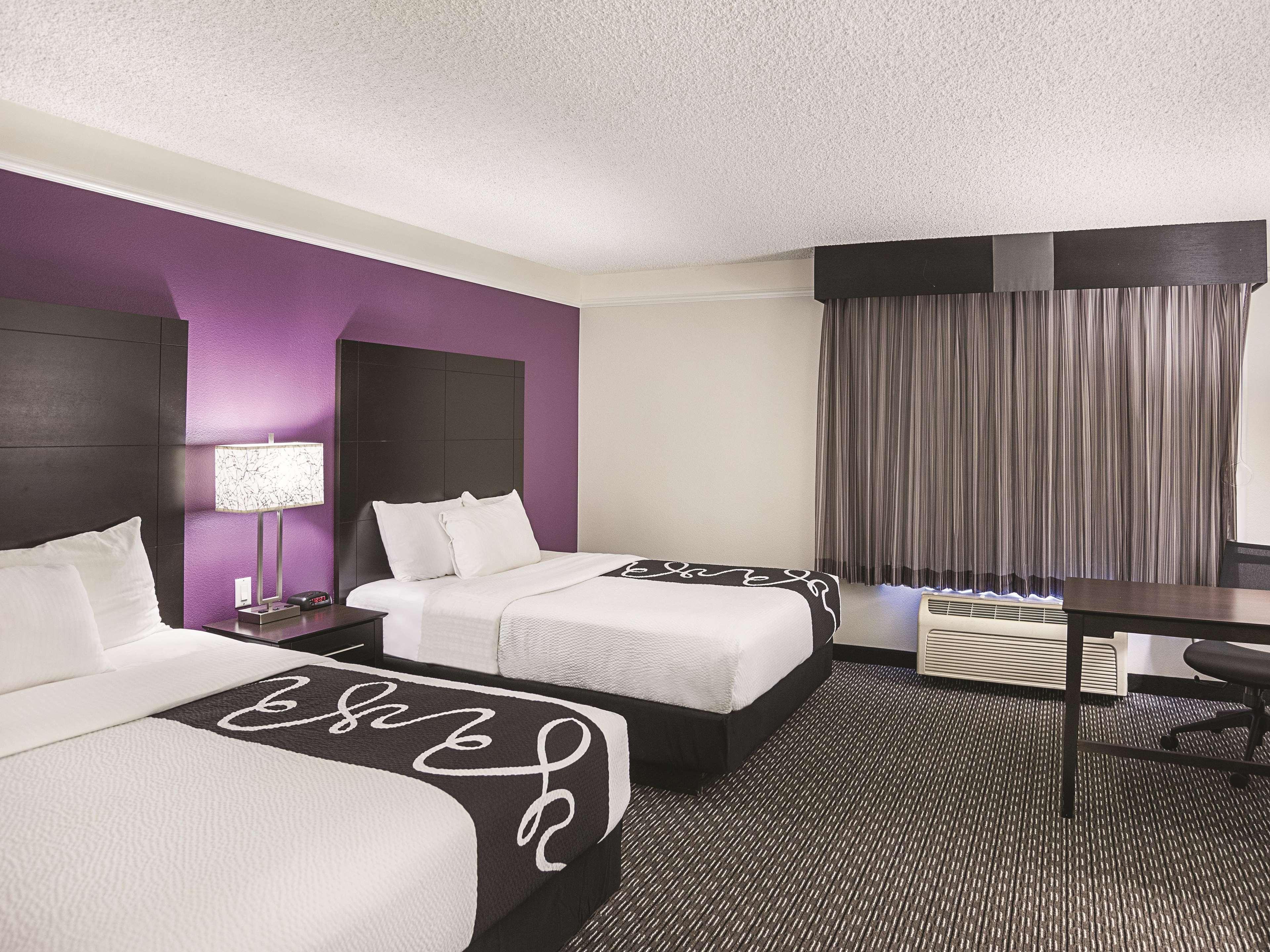 La Quinta By Wyndham Phoenix Scottsdale Bagian luar foto