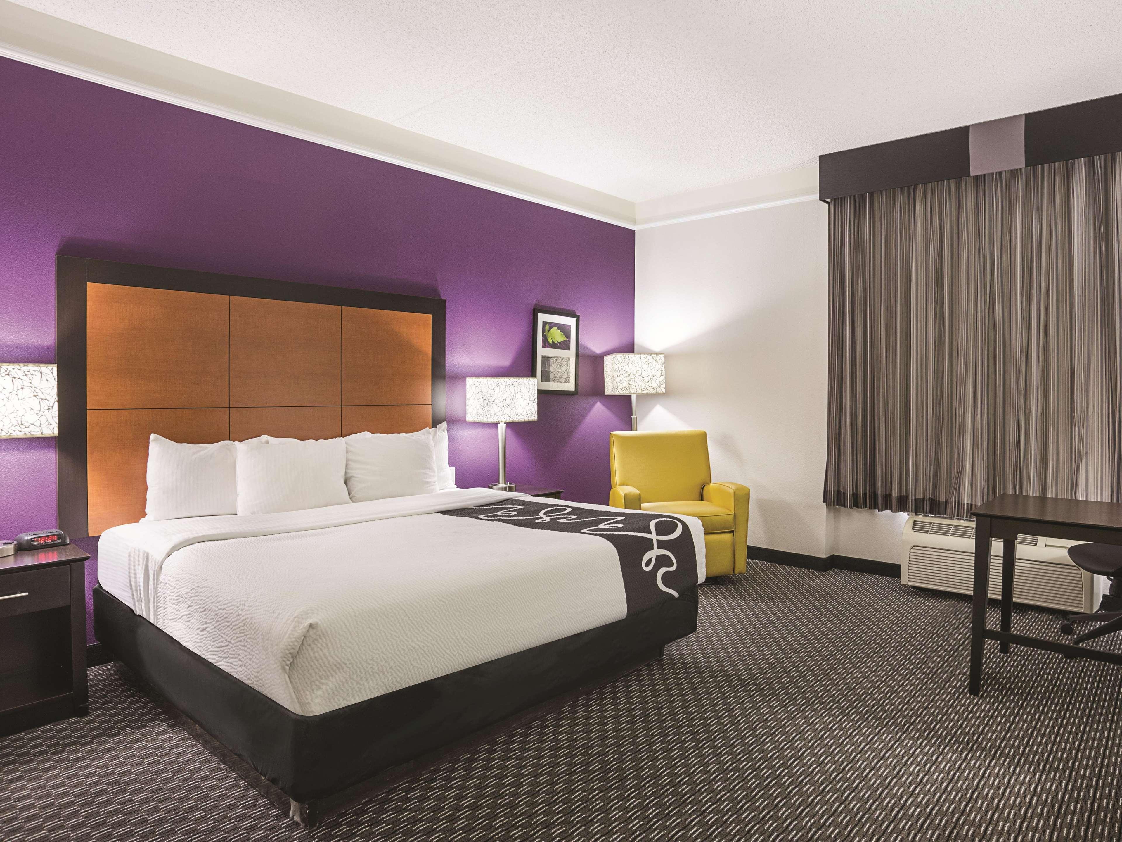 La Quinta By Wyndham Phoenix Scottsdale Bagian luar foto