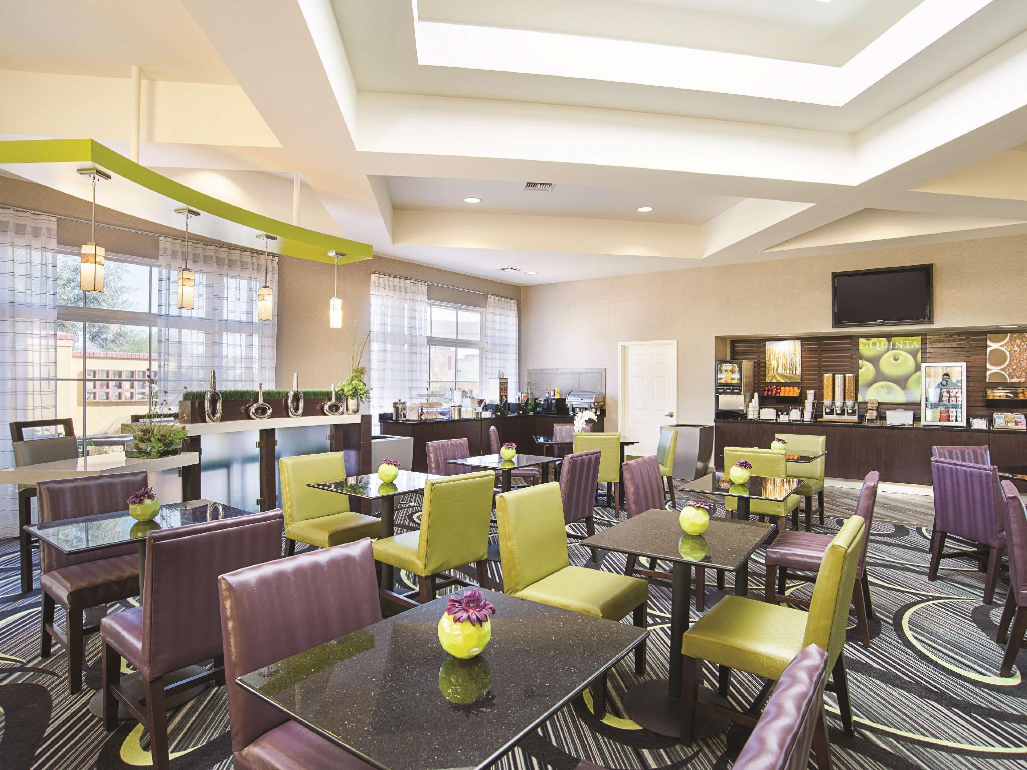 La Quinta By Wyndham Phoenix Scottsdale Bagian luar foto