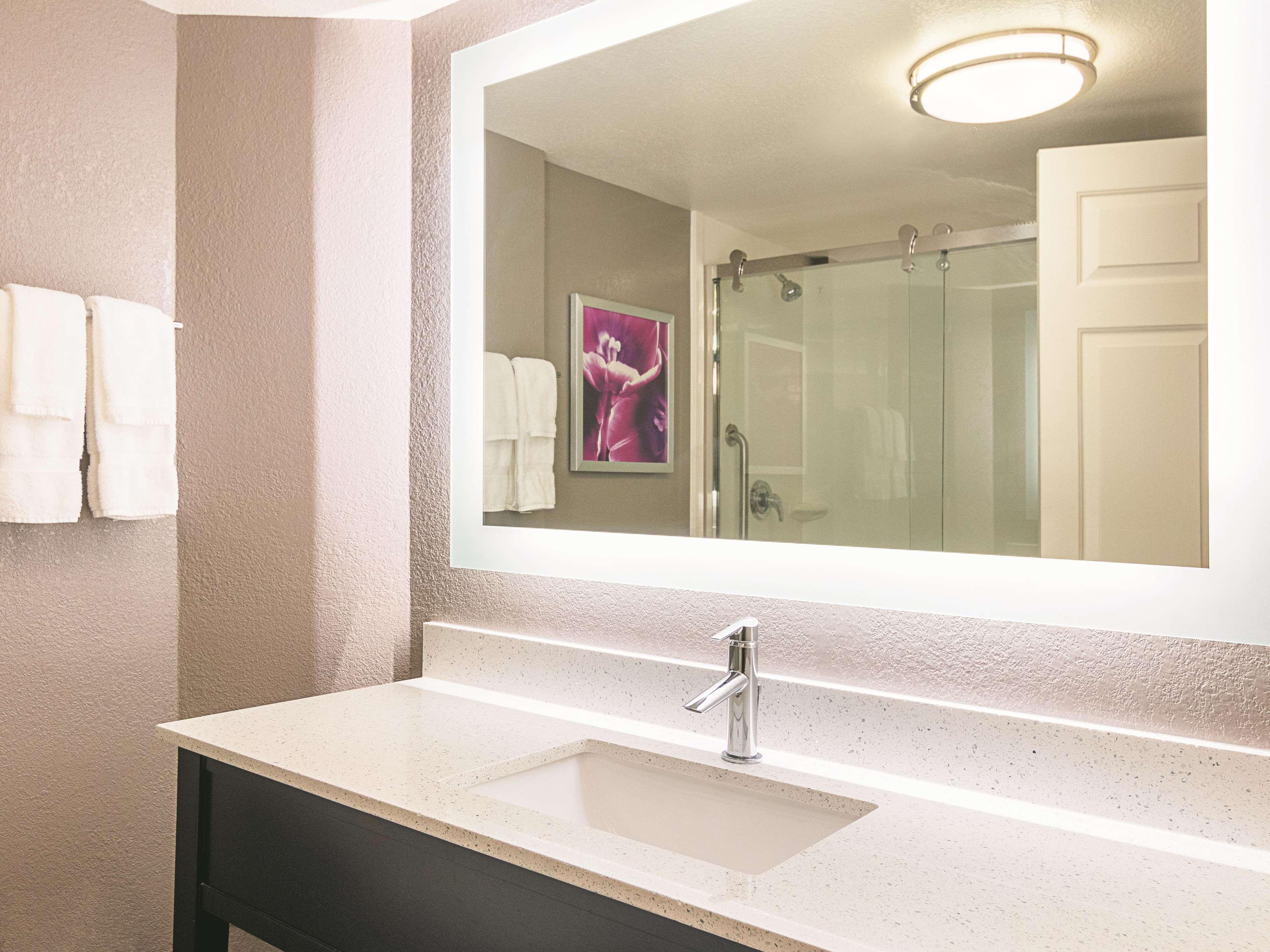 La Quinta By Wyndham Phoenix Scottsdale Bagian luar foto